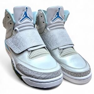 AIR JORDAN'S SON OF MARS SNEAKERS